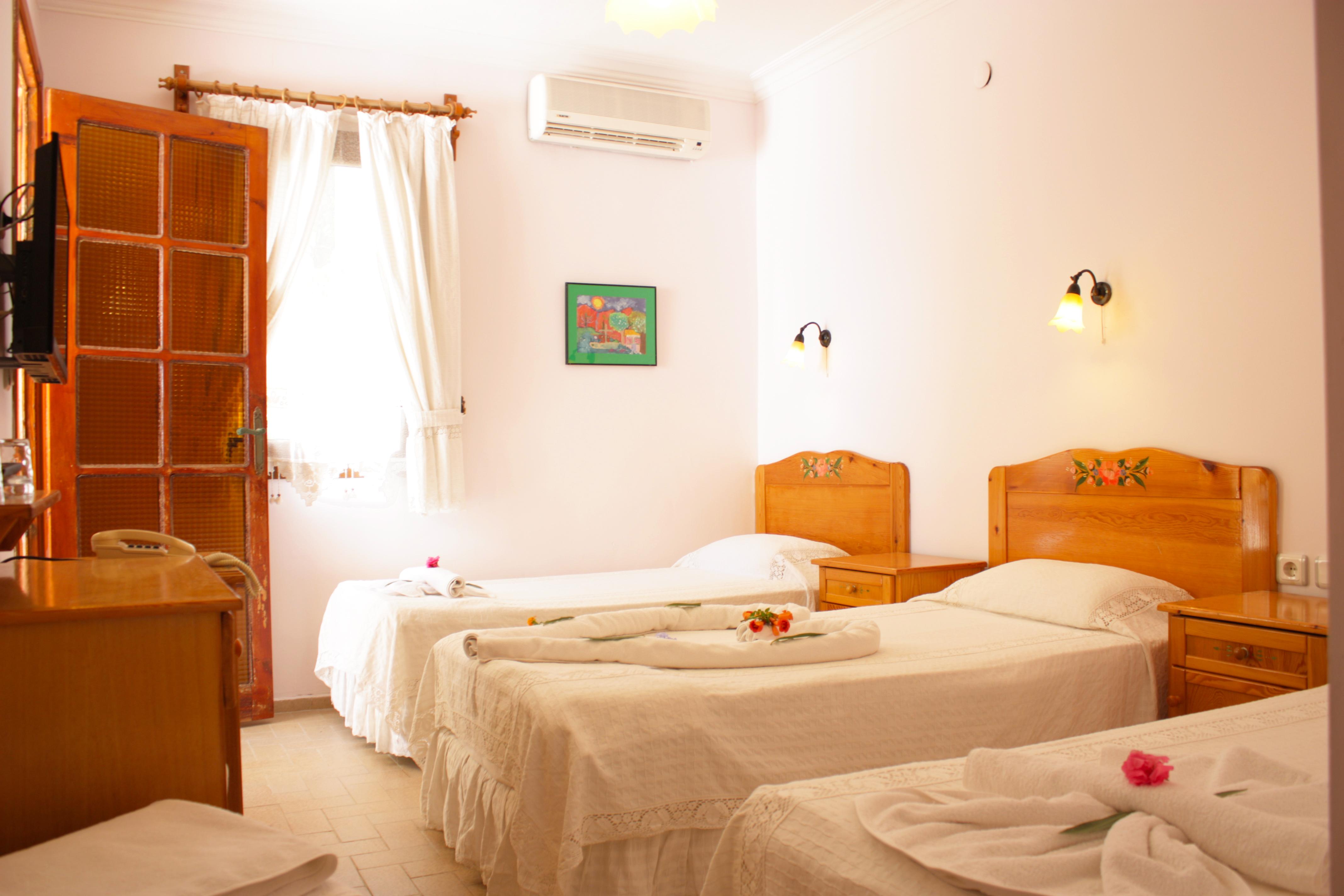 Toloman Hotel Bitez Beach Екстериор снимка