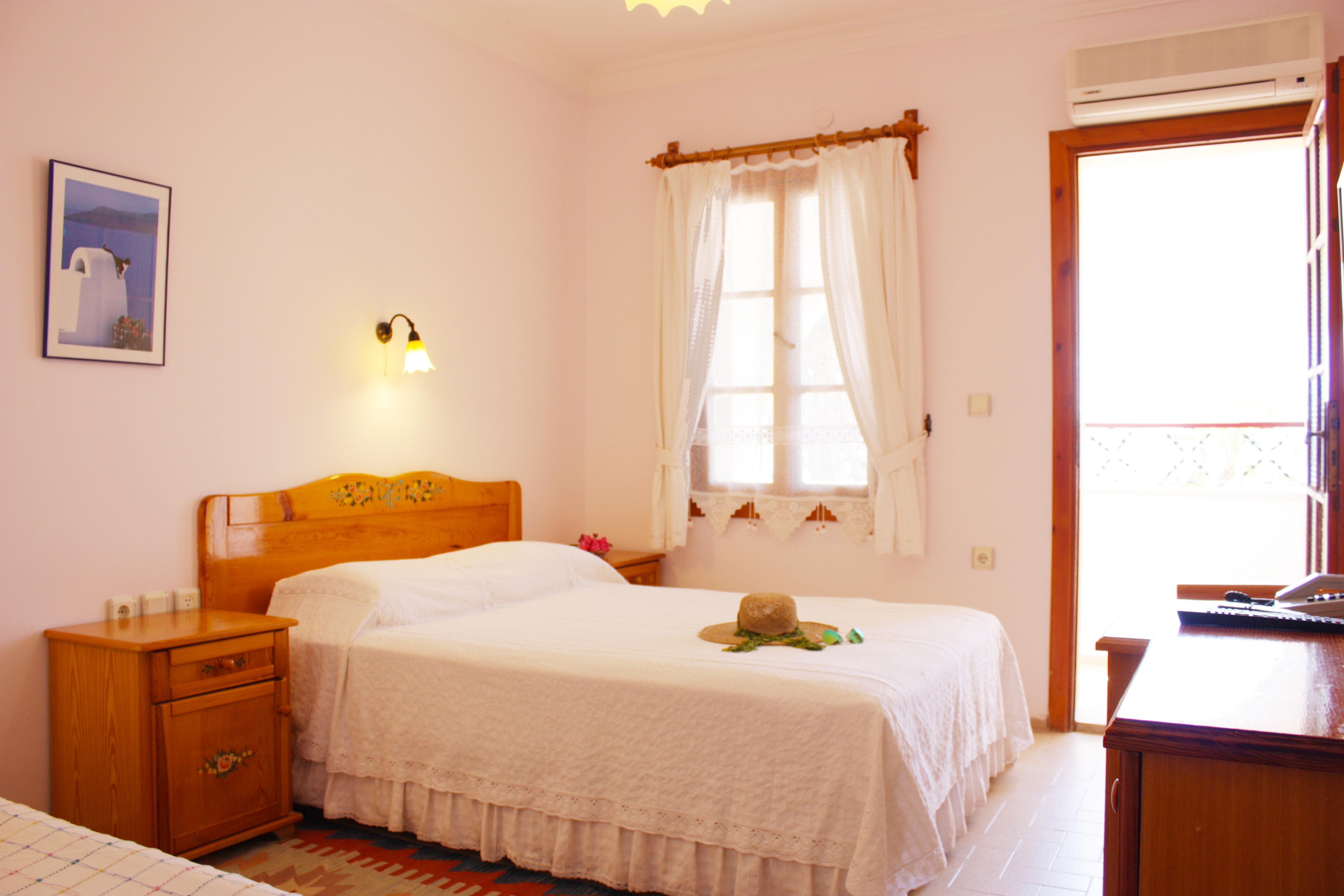 Toloman Hotel Bitez Beach Екстериор снимка