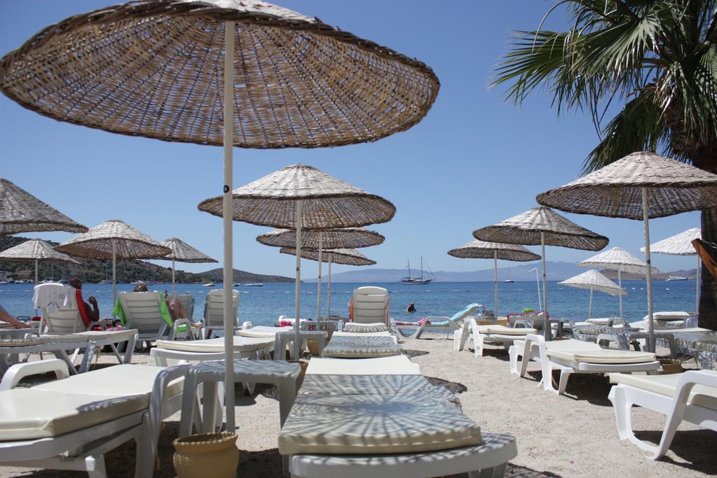 Toloman Hotel Bitez Beach Екстериор снимка