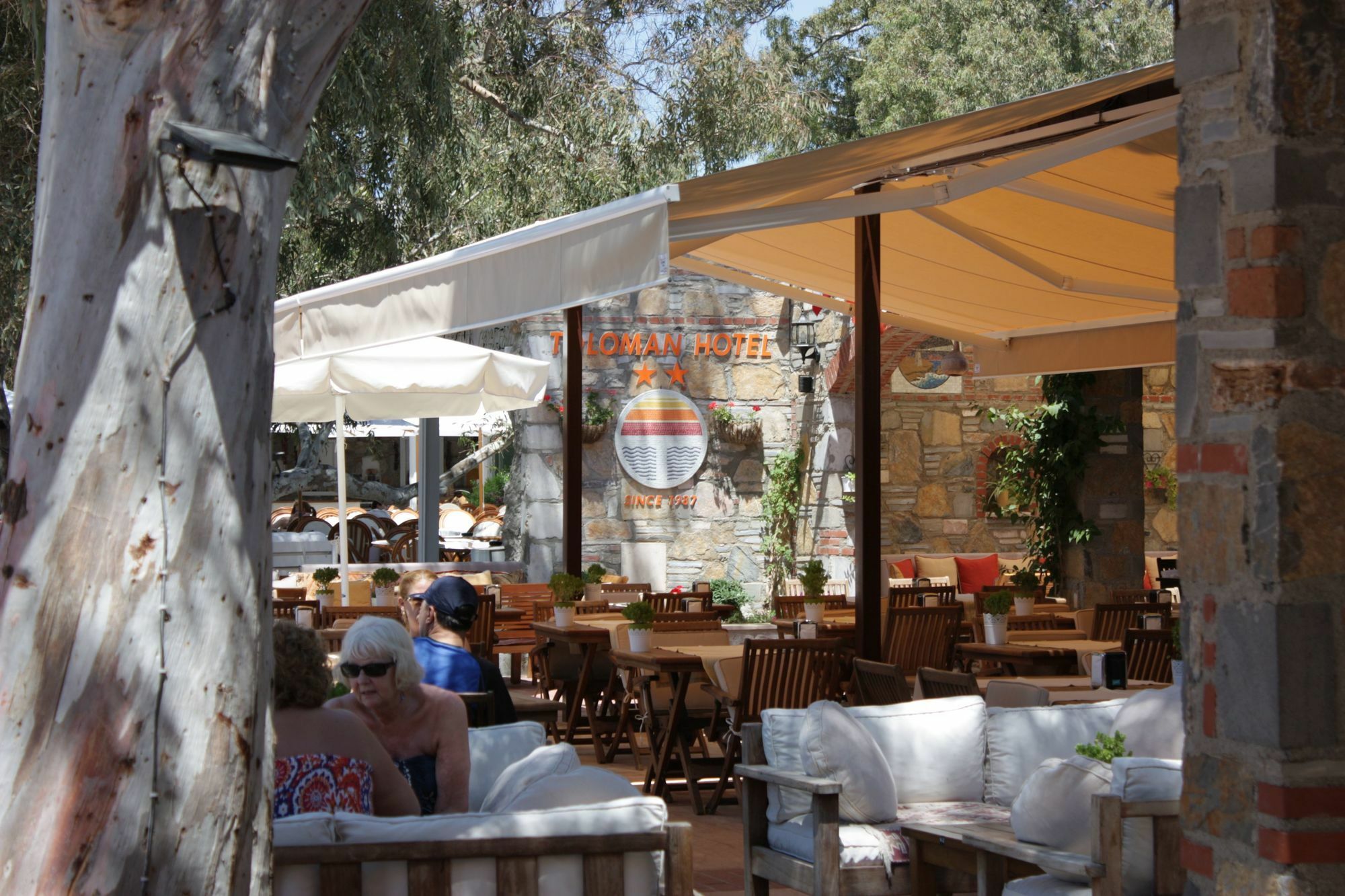 Toloman Hotel Bitez Beach Екстериор снимка